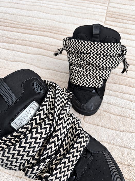 Lanvin Curb Black