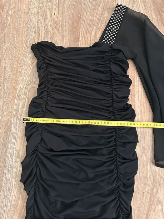 Дамска черна рокля