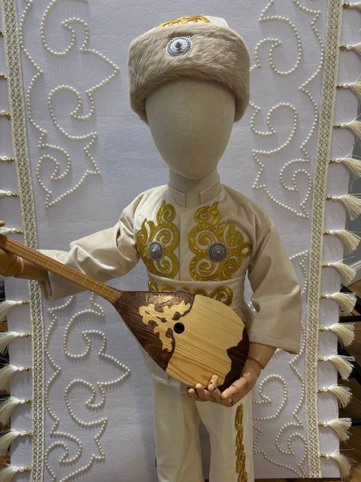 Прокат наряд на ТУСАУКЕСЕР