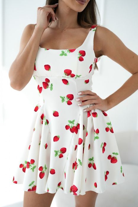 Страхотна кукленска рокля