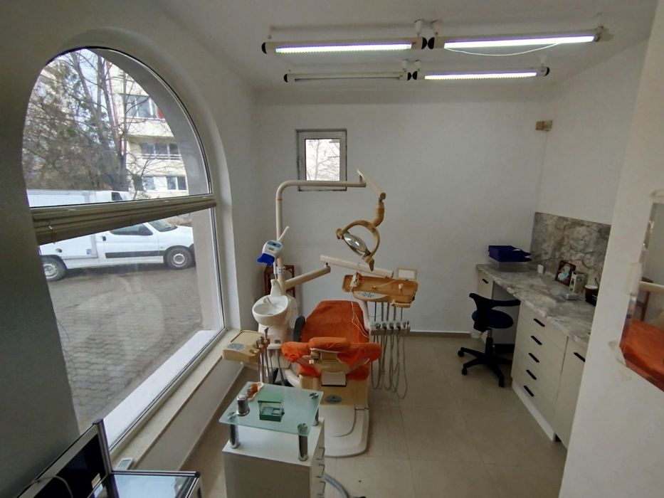 Дентален кабинет под наем