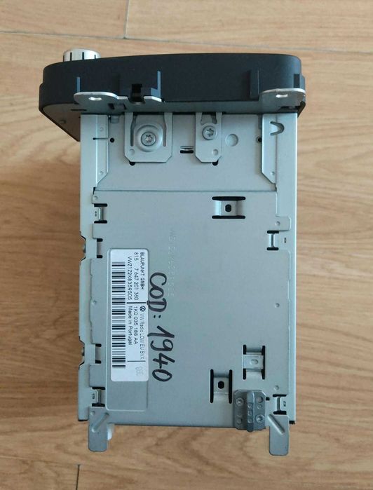Radio CD VW Golf 5 Passat B6 Touran Blaupunkt 1K0 035 186 AA RCD 300 Cod Inclus