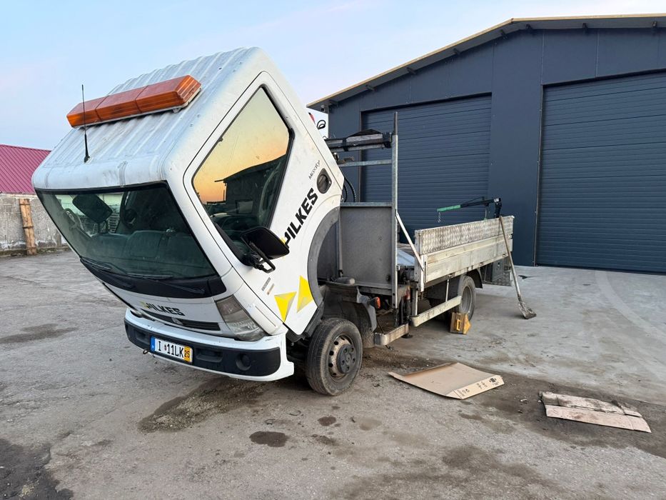 Dezmembfez nissan cabstar