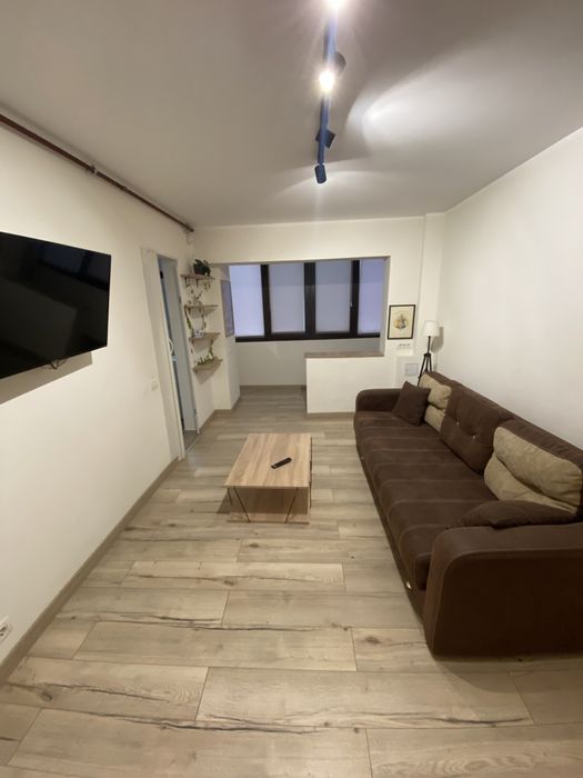 Garsoniera de vanzare