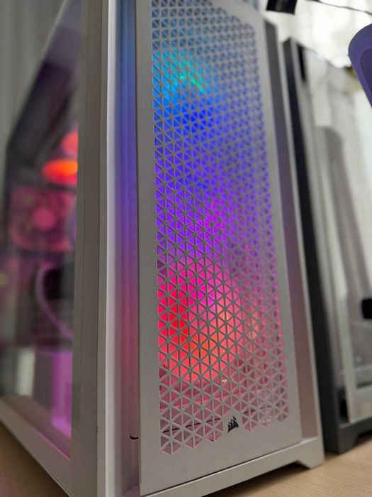 PC Gaming Ultra 7 265K RTX5070 12GB Asus Prime Z890 48GB RAM DDR5 6000MHz Sursa Corsair RM850e Carcasa Corsair 5000D 2TB SSD GM7000