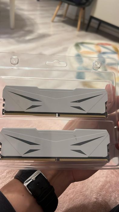 Memorie Ram GMOG Premium Kit 32GB DDR5 AMD EXPO & Intel XMP, 5600MT/s