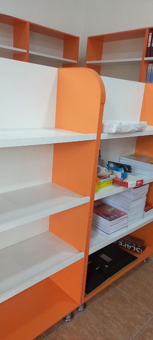 Полки и стеллажи