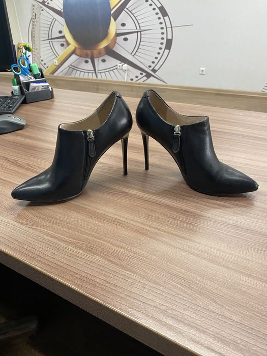 Продам ботильоны