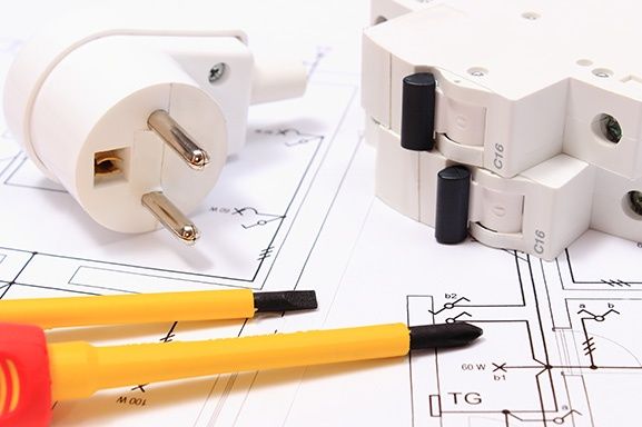 Electrician Instalații electrice case ,apartamente vile