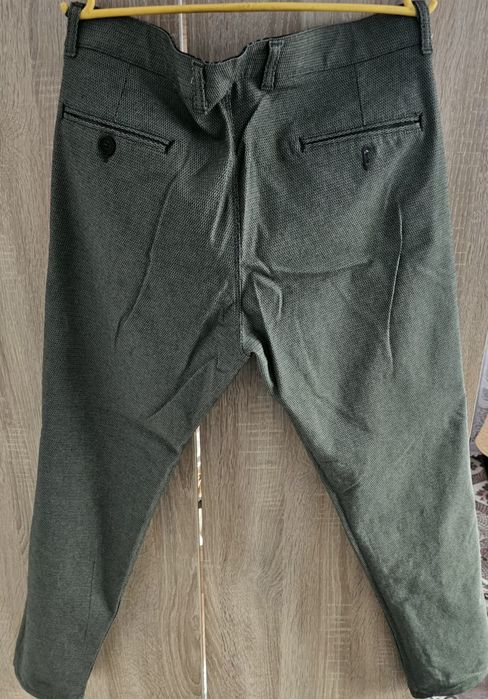 Различни модели дънки