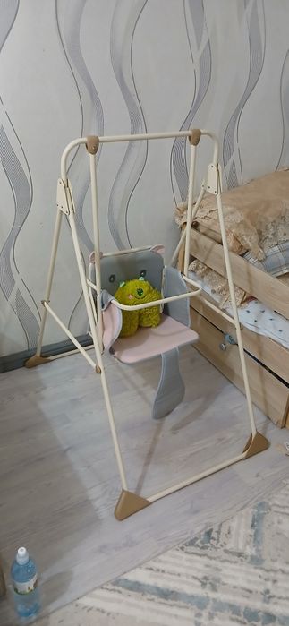 Качели детские серая