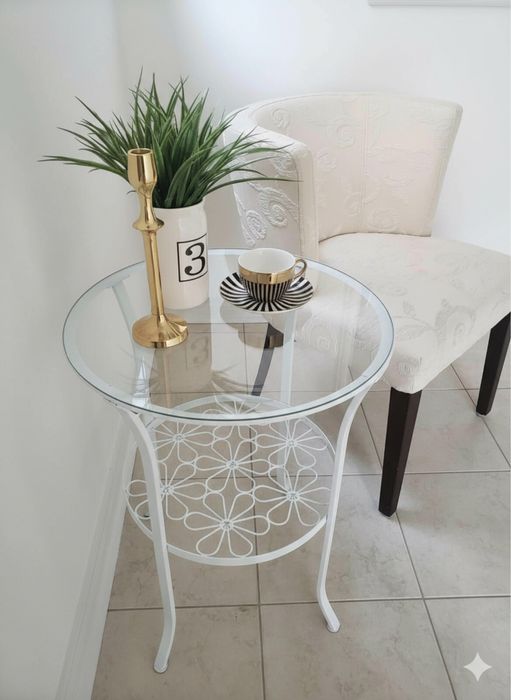 Продам декоративный столик