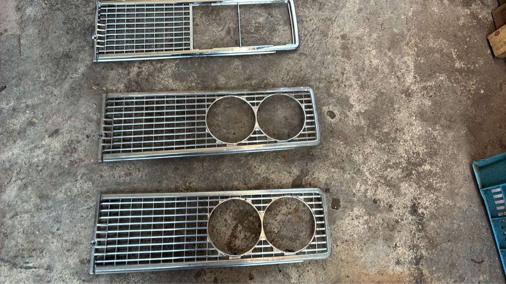 Предна решетка за Лада,палец и дистрибуторна капачка за Лада