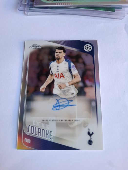 Dominic Solanke base autograph
