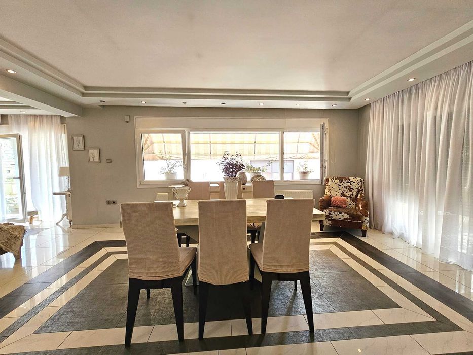 ПРОДАВА се самостоятелна къща 328кв.м в ПОТАМУДИЯ на Кавала (код 8071)