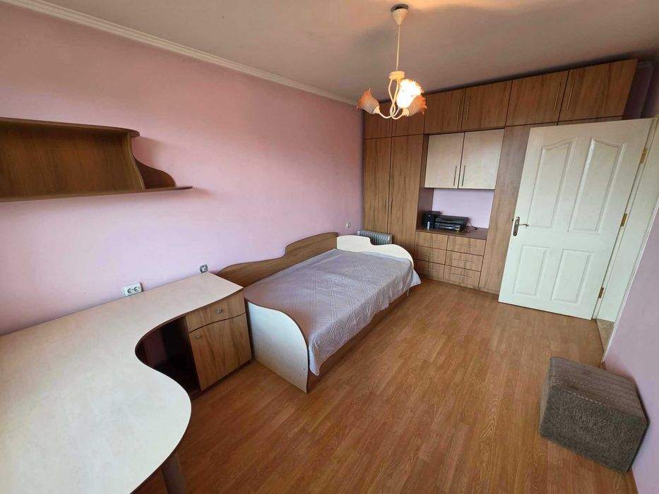 Многостаен апартамент, 120кв.м, кв. Вароша
