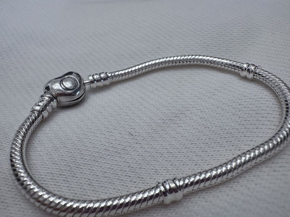 Bratara Pandora moments noua 17 cm