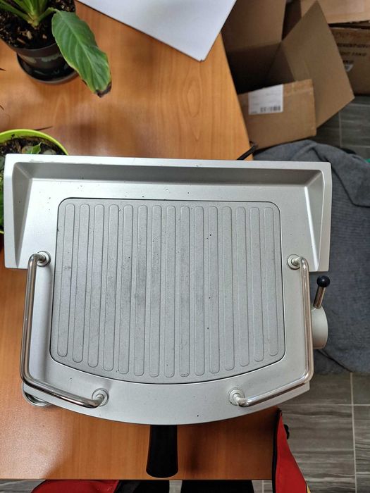 Кафемашина еспресо Delonghi