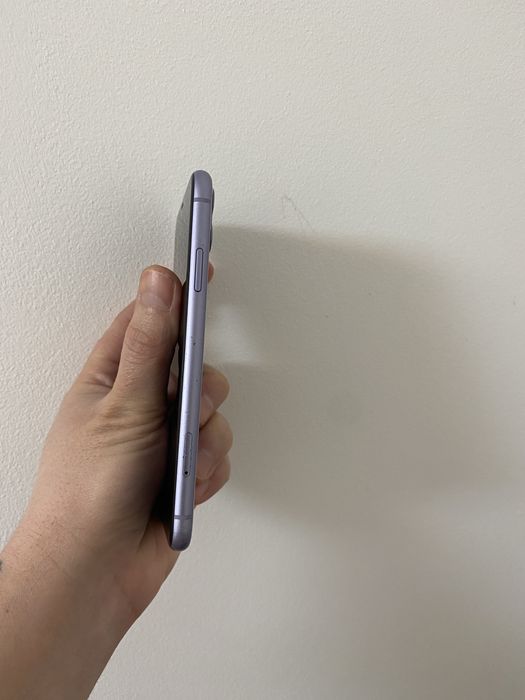 Vand Iphone 11 64 GB