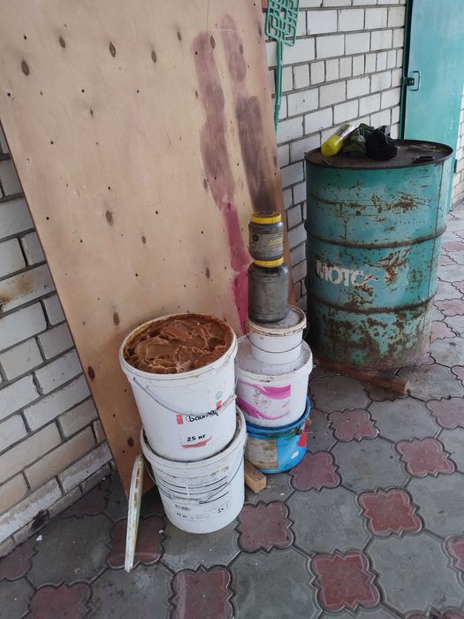 Масло веретенка, технический вазелин, литол или обмена на зерно отходы