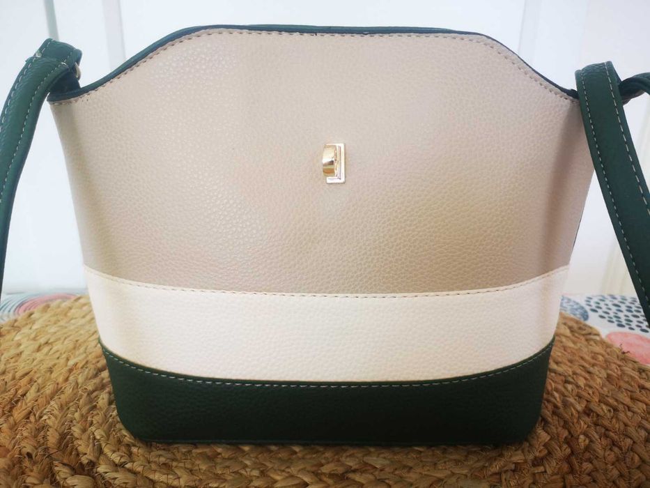 Стилна дамска чанта /чисто нова/