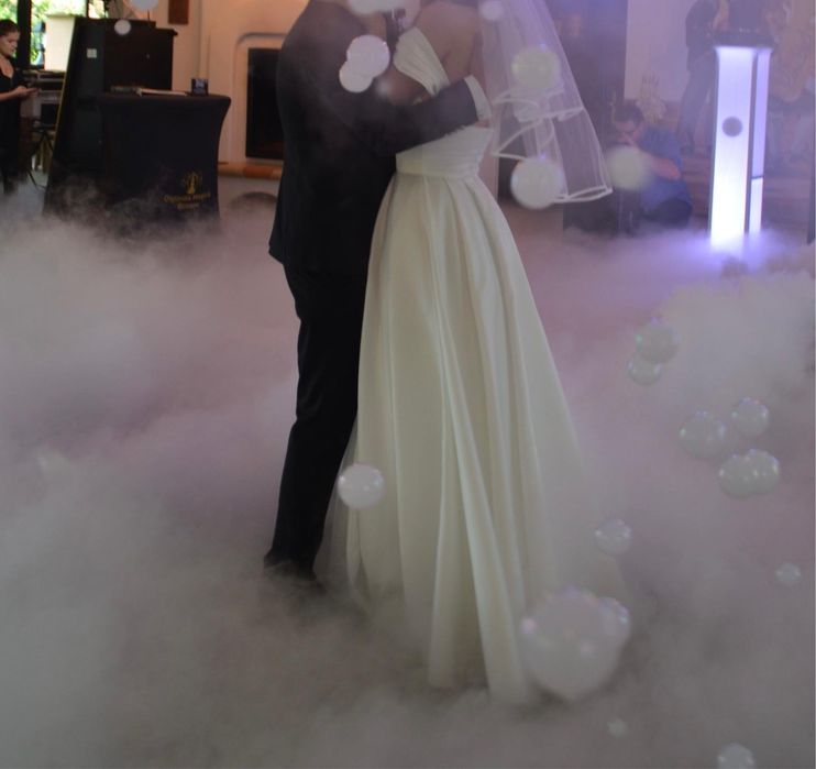 Rochie mireasa cu bretele