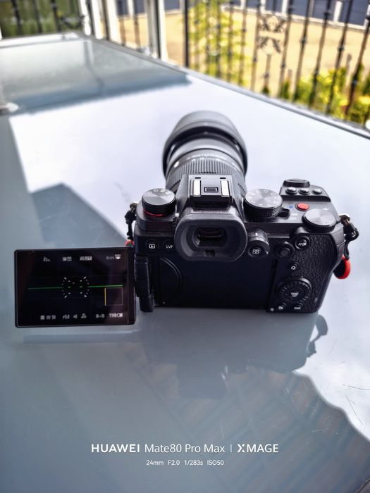 Panasonic Lumix S5 + Sigma 28-70 DG 2.8 + Lumix 50mm 1.8