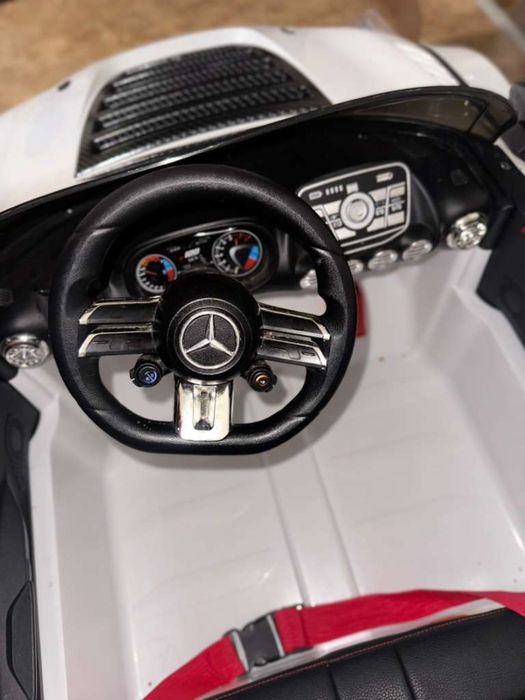 Электромобиль детский