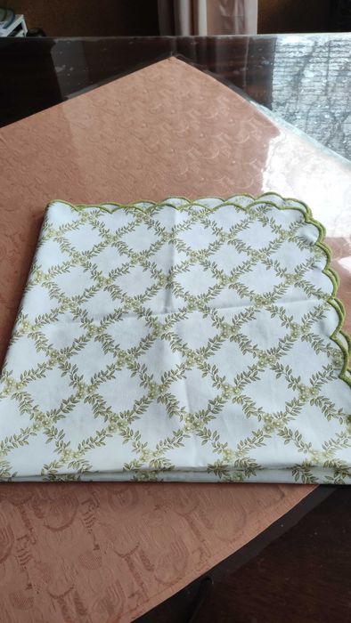 Памучна покривка/каре в зелено и бяло