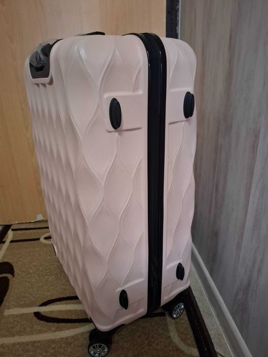 Пътен куфар /28 инча/