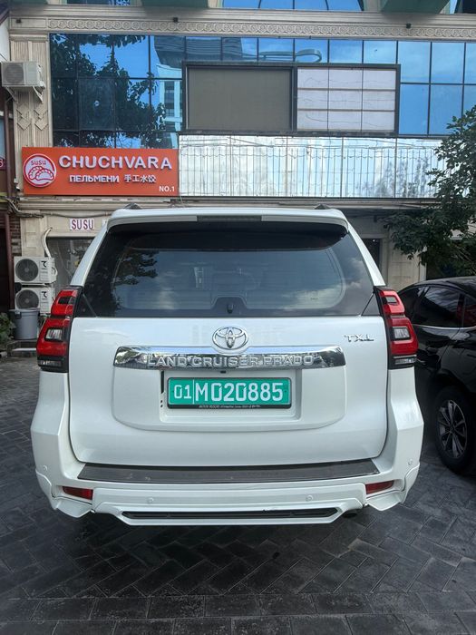Land Cruiser Prada 150