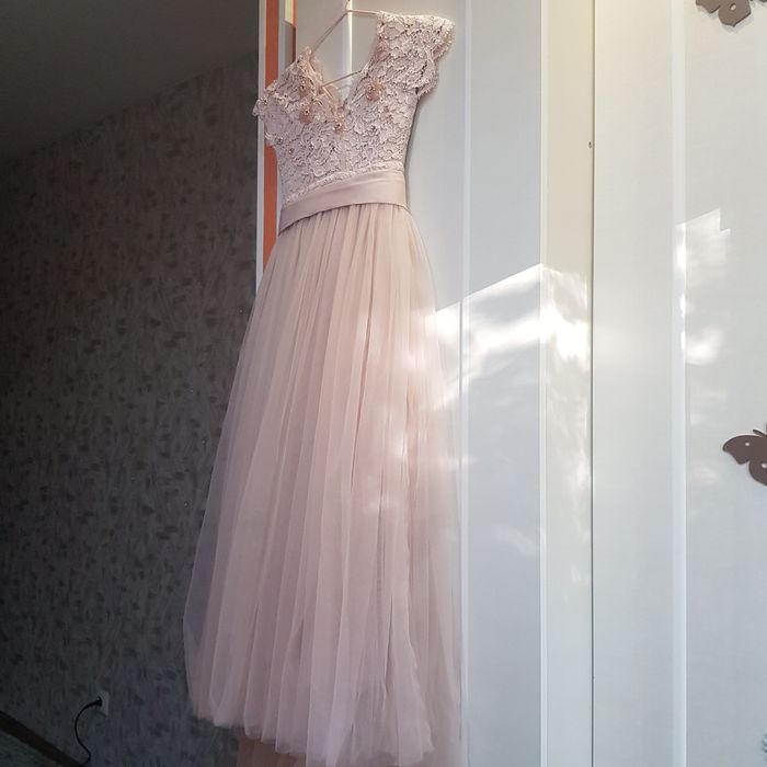 Платье нарядное...