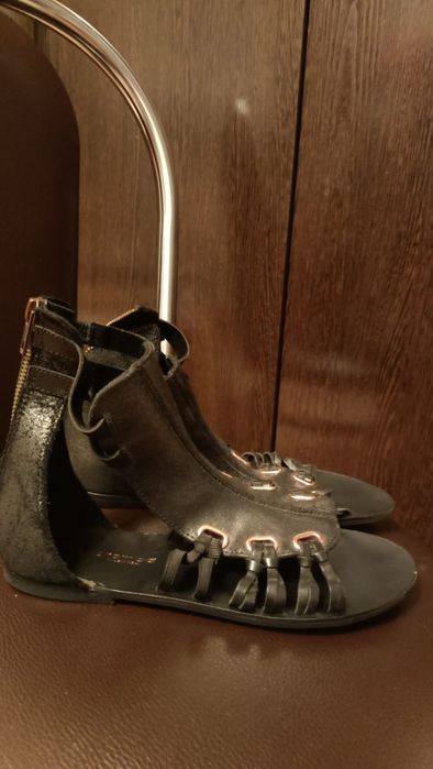 Продам обувь за 1000