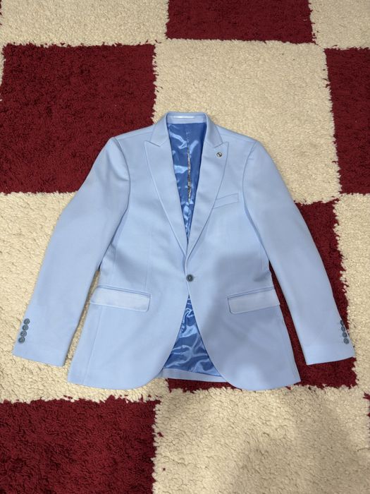 Costum Elegant Baby Blue
