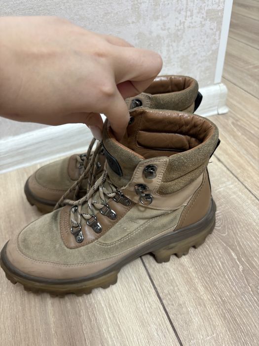 Продаю б/у обувь