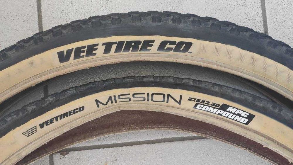 Вело шины Vee Tire Mission 27.5 x 2.3  Пара