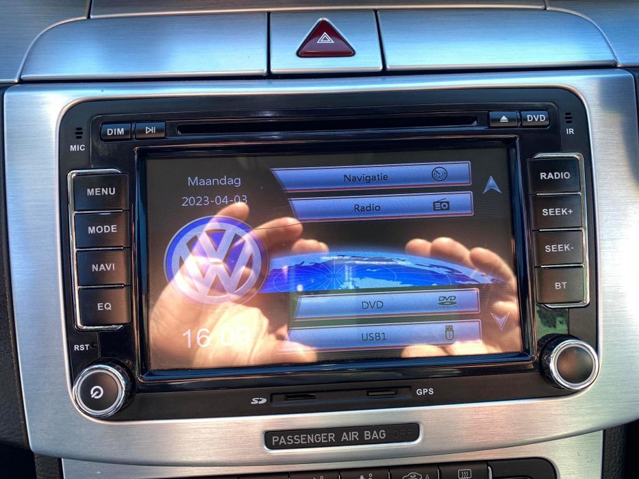 Passat CC 2.0 tdi  TOP !!!