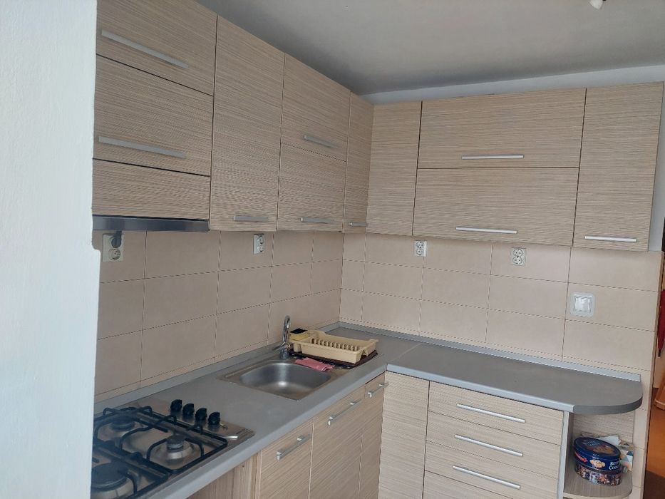 Apartament cu 3 camere de vânzare în zona Tolstoi Alba Iulia