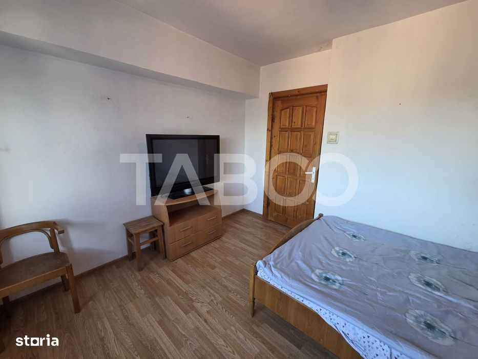 Apartament 3 camere 90 mp 2 balcoane zona Bulevardul Unirii