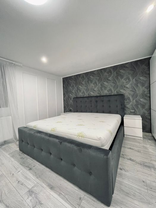 Paturi rabatabile tapițate cu depozitare 1350 lei