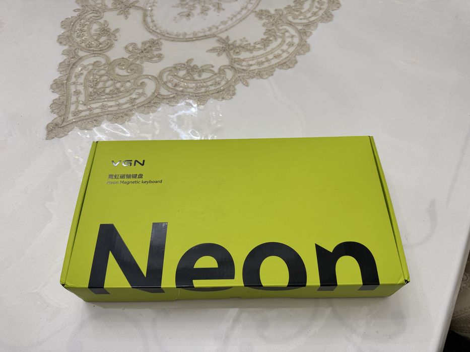 VGN neon magnetic keyboard продаются