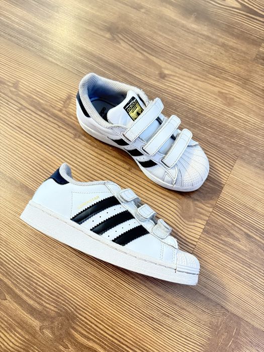 Кроссовки adidas