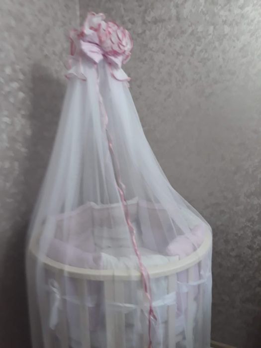 Продам детскую кроватку