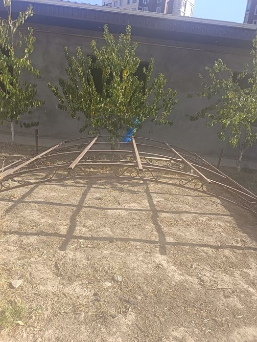 Продаем навес на крыльцо