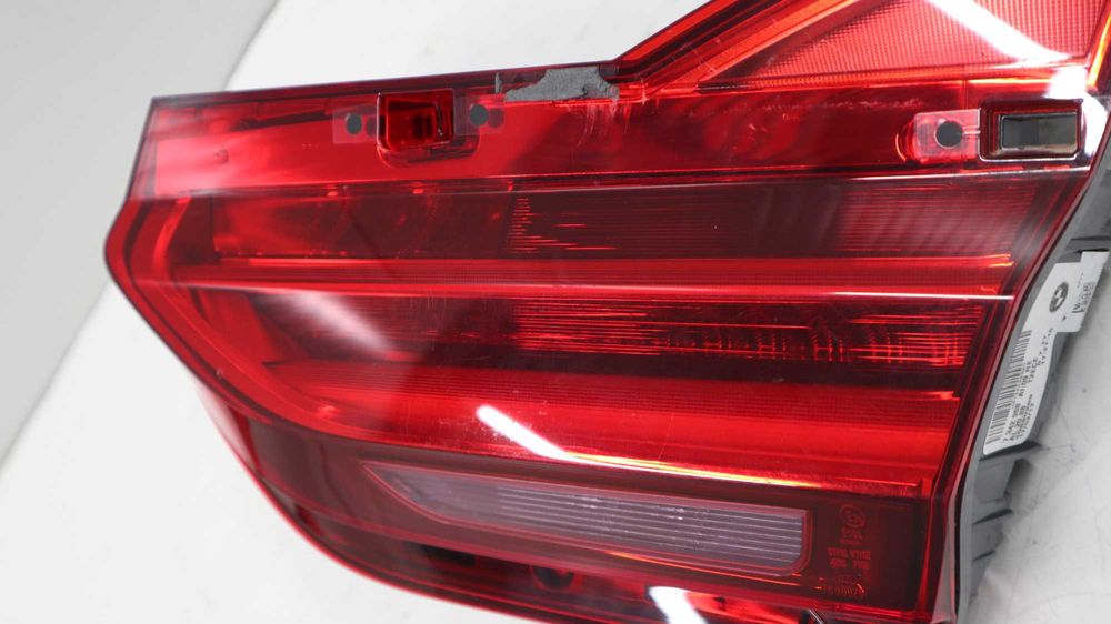 Десен вътрешен стоп БМВ Г11 Г12 Десен стоп заден капак БМВ Г11 Г12