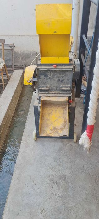 Drabilka hashe , yem va don maydalanish uchun