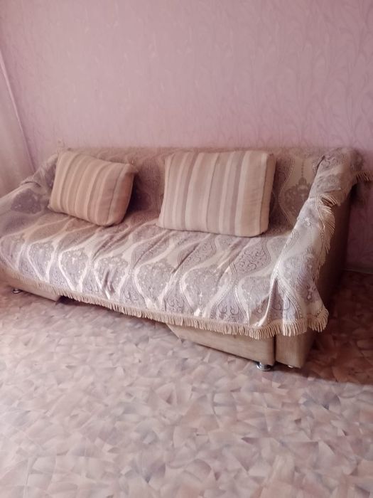Диван с креслом 15тыс