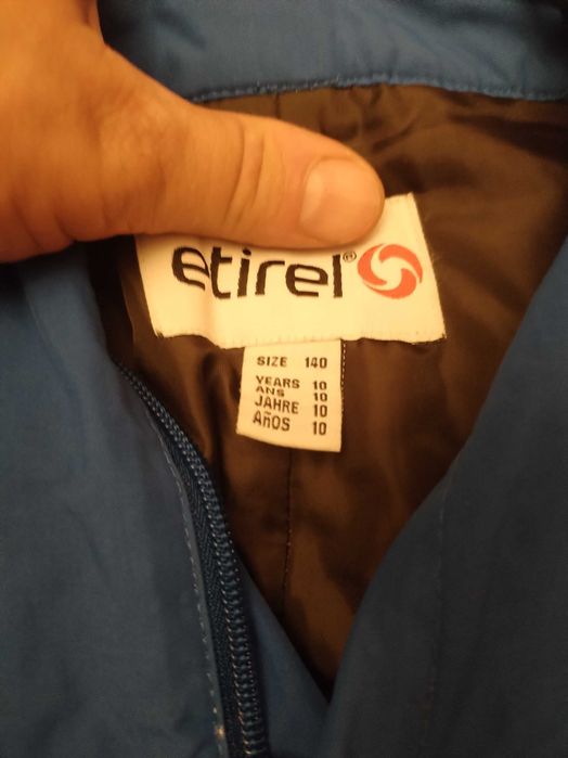 Costum Ski Etirel pentru 10 ani +/- marime 140