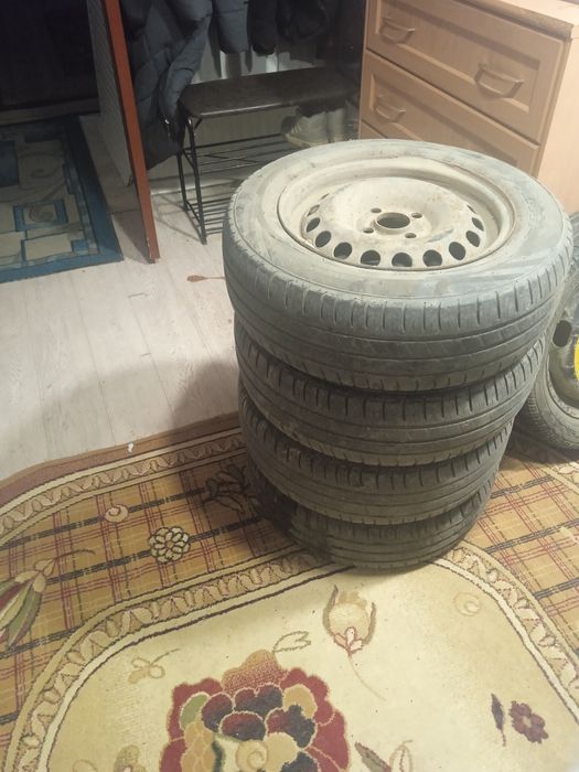 Продам колеса летние