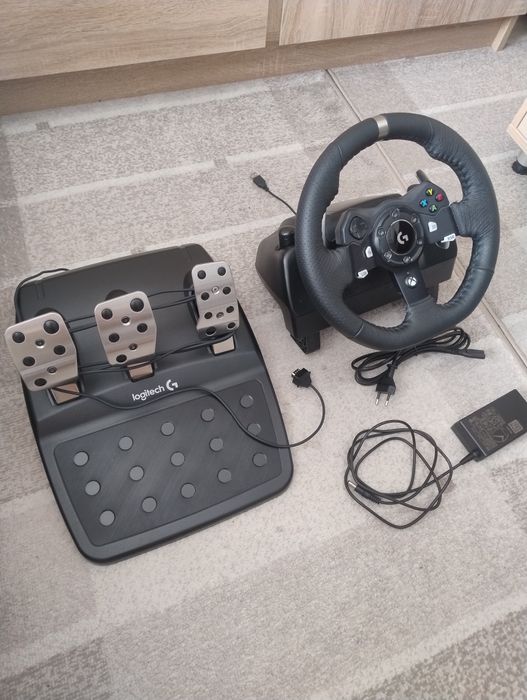 Logitech G920 Volan + Pedale Force Feedback PC / Xbox – stare foarte bună